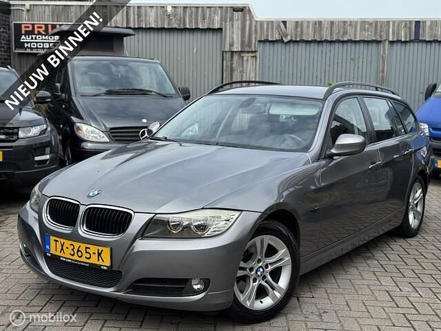 Grijs Gebruikt 2009 BMW 316 Stationwagen | € 4.995 (Eerlijke prijs) - Afbeelding 1/4