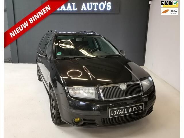 Zwart Gebruikt 2006 Skoda Fabia Stationwagen | € 2.000 (Iets duurder) - Afbeelding 1/4