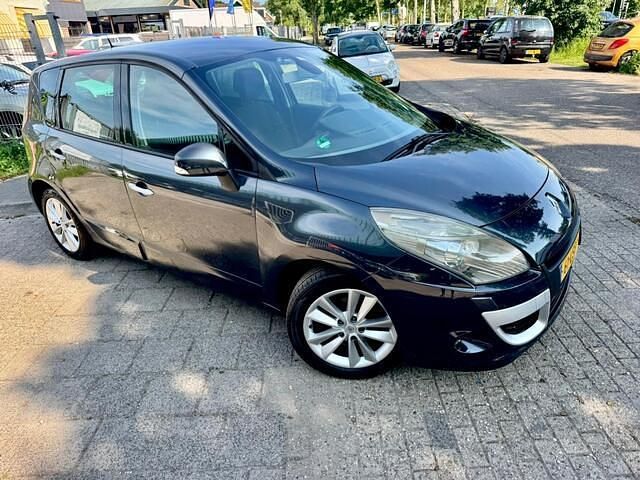 Occasion Renault Scénic III Dynamique 131 PK (96 kW) 2010 Grijs MPV
