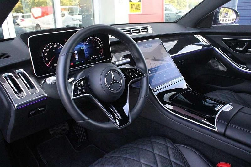 Occasion Mercedes S580 AMG line 510 PK (375 kW) 2022 Zwart, metallic lak Sedan