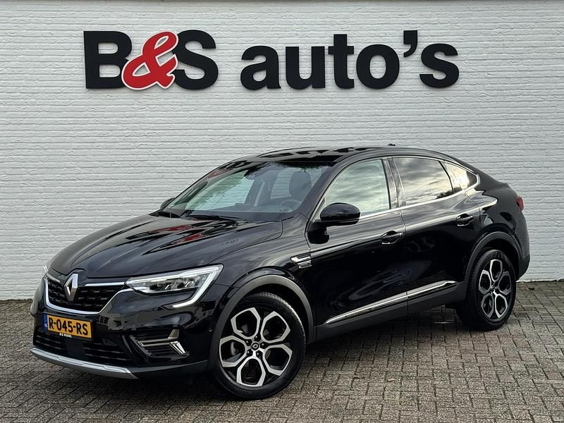Zwart Gebruikt 2021 Renault Arkana SUV | € 23.400 (Eerlijke prijs) - Afbeelding 1/4