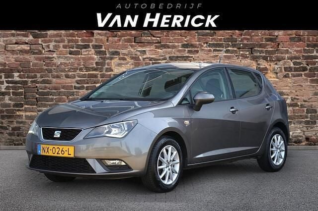 Grijs, metallic lak Gebruikt 2017 Seat Ibiza CONNECT Hatchback | € 8.945 (Super prijs) - Afbeelding 1/4