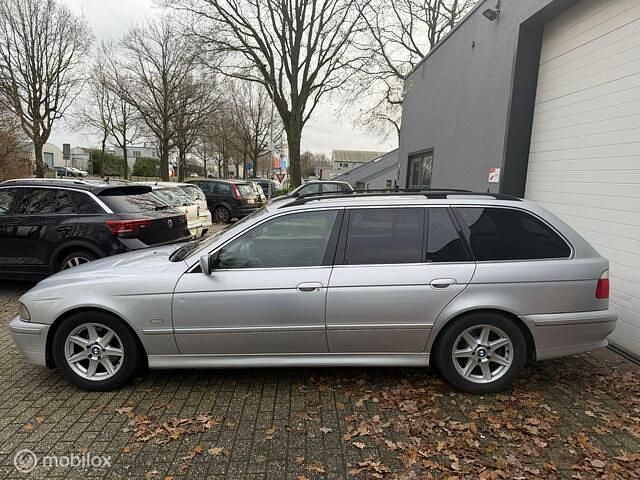 Occasion BMW 525 Executive 163 PK (119 kW) 2001 Grijs Stationwagen