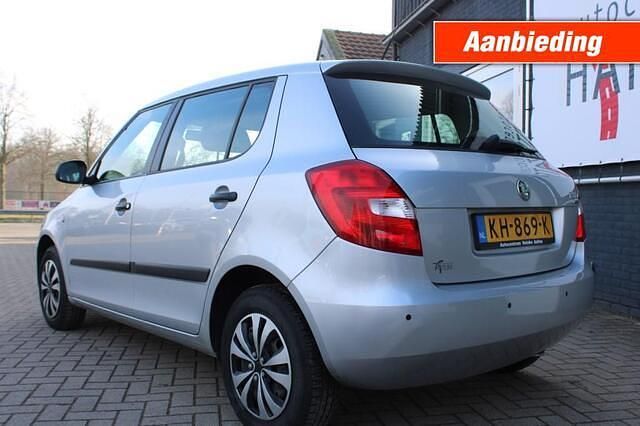 Occasion Skoda Fabia Comfort 60 PK (44 kW) 2010 Grijs (metallic) Hatchback