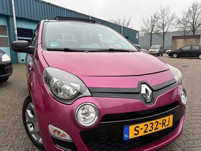 Occasion Renault Twingo Collection 75 PK (55 kW) 2012 Rood Hatchback