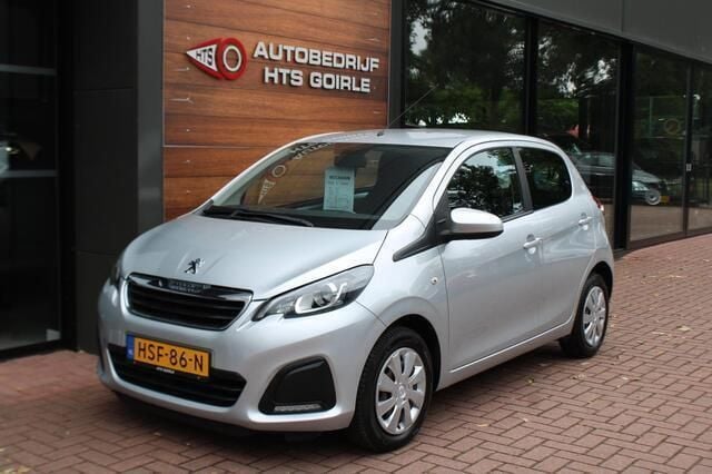 Grijs, metallic lak Gebruikt 2015 Peugeot 108 Active Hatchback | € 5.995 (Goede deal) - Afbeelding 1/4