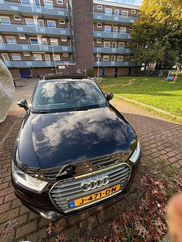 Zwart Gebruikt 2017 Audi A1 Hatchback | € 8.500 (Super prijs) - Afbeelding 1/4