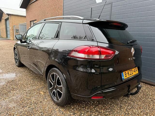 Occasion Renault Clio GrandTour Expression 90 PK (66 kW) 2013 Zwart Stationwagen