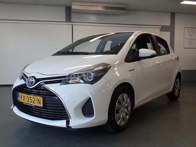 Occasion Toyota Yaris Hybrid 2017 Wit Hatchback