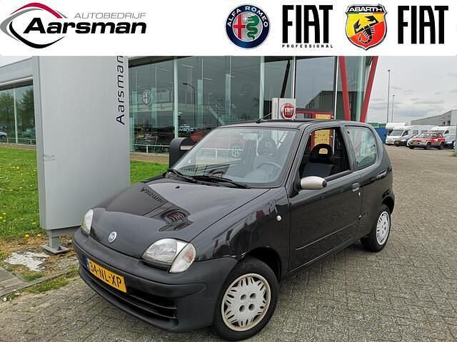 Zwart Gebruikt 2003 Fiat Seicento S Hatchback | € 2.250 (Duur) - Afbeelding 1/4