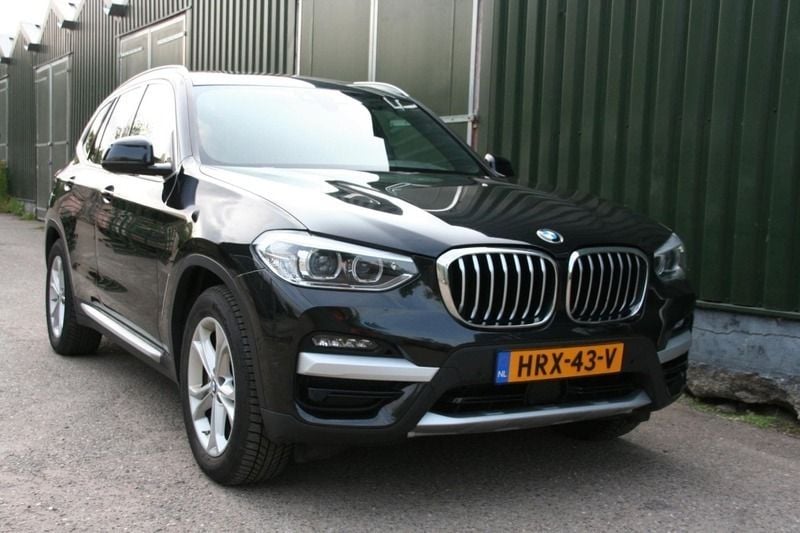 Zwart Gebruikt 2021 BMW X3 Executive SUV | € 35.450 (Super prijs) - Afbeelding 1/4