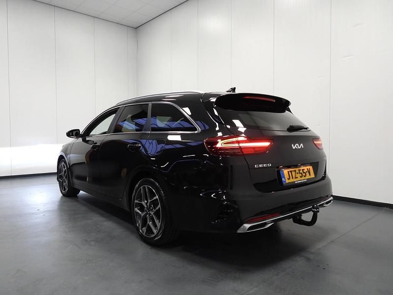 Occasion Kia Ceed 2026 Zwart Hatchback