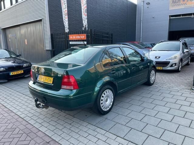 Occasion VW Bora Trendline 116 PK (85 kW) 1999 Groen, metallic lak Sedan