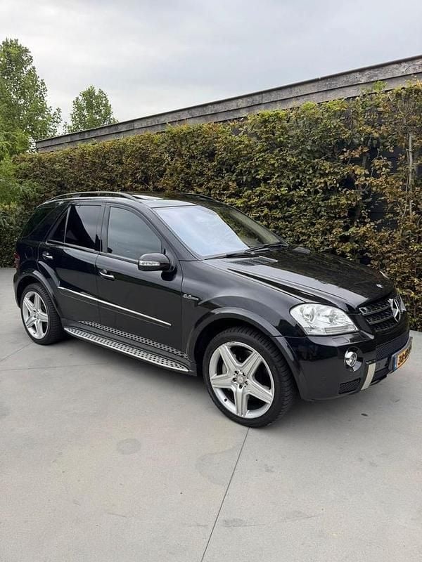 Gebruikt 2006 Mercedes ML63 AMG AMG SUV | € 16.000 (Duur) - Afbeelding 1/4