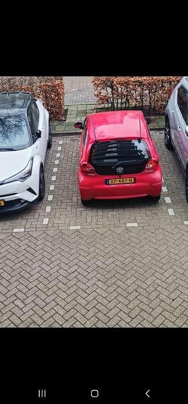 Occasion Toyota Aygo 68 PK (50 kW) 2005 Rood Hatchback