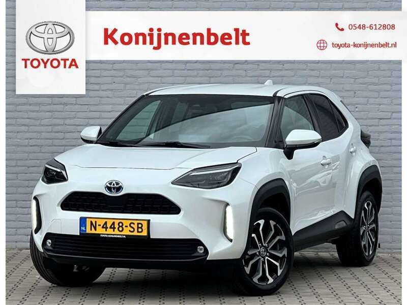 Wit, metallic lak Gebruikt 2021 Toyota Yaris Cross Edition SUV | € 22.495 (Eerlijke prijs) - Afbeelding 1/3