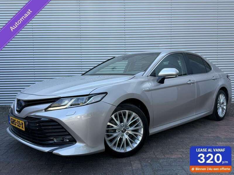 Beige Gebruikt 2020 Toyota Camry Active Sedan | € 23.950 (Iets duurder) - Afbeelding 1/4