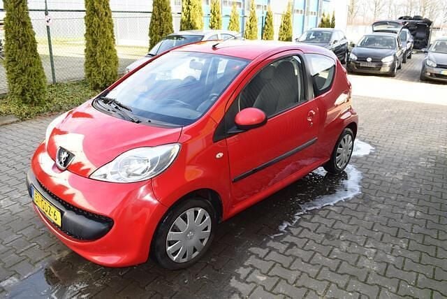 Occasion Peugeot 107 68 PK (50 kW) 2007 Rood Hatchback