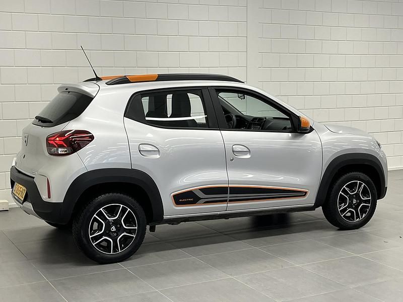 Occasion Dacia Spring Comfort Plus 2023 Grijs Hatchback