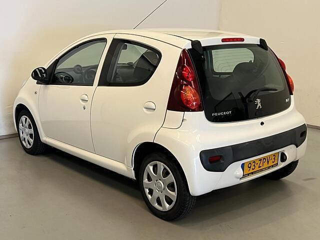 Occasion Peugeot 107 Active 68 PK (50 kW) 2013 Wit Hatchback