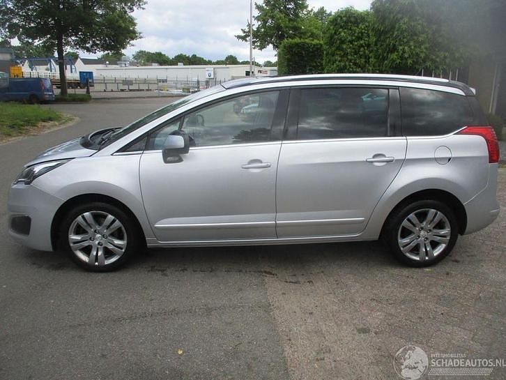 Occasion Peugeot 5008 150 PK (110 kW) 2015