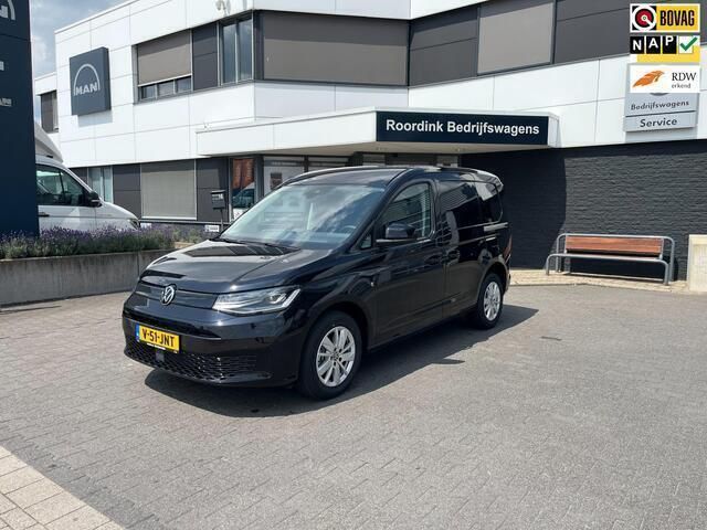 Zwart Nieuw 2024 VW Caddy Style MPV | € 35.950 - Afbeelding 1/4