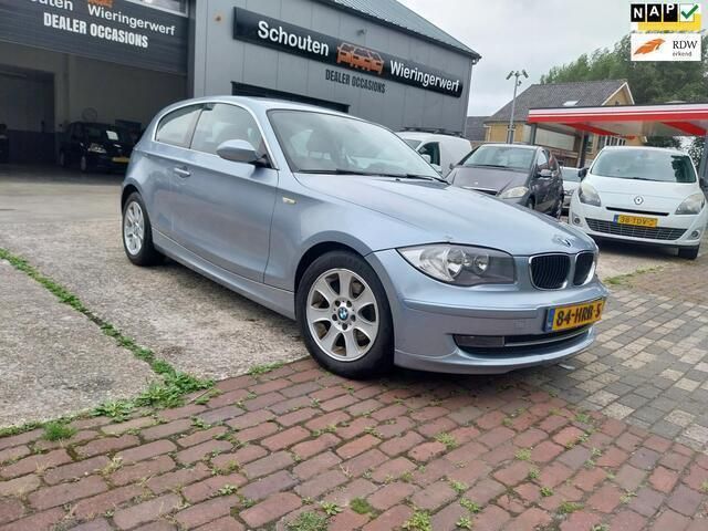 Blauw Gebruikt 2009 BMW 118 Hatchback | € 2.995 (Eerlijke prijs) - Afbeelding 1/1