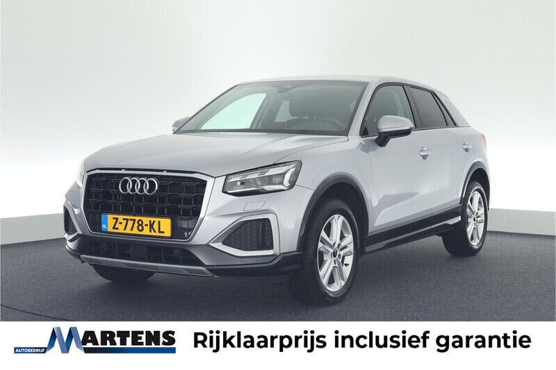 Grijs Gebruikt 2021 Audi Q2 Business SUV | € 26.949 (Eerlijke prijs) - Afbeelding 1/4