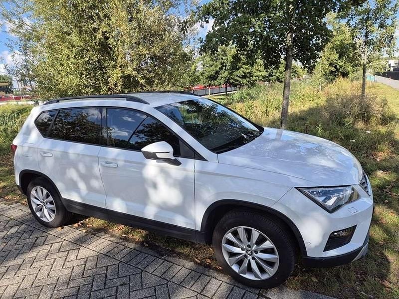 Wit Gebruikt 2018 Seat Ateca SUV | € 12.999 (Goede deal) - Afbeelding 1/4