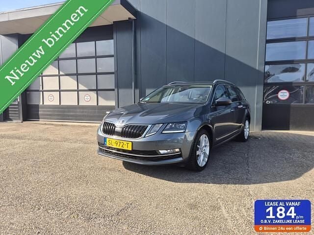 Grijs Gebruikt 2018 Skoda Octavia Business Line Stationwagen | € 13.499 (Eerlijke prijs) - Afbeelding 1/4