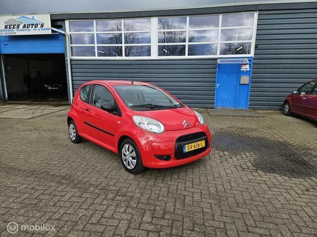 Rood Gebruikt 2009 Citroën C1 Hatchback | € 1.999 (Eerlijke prijs) - Afbeelding 1/4