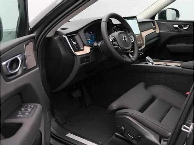 Nieuw Volvo XC60 Ultra 348 PK (255 kW) 2026 Grijs SUV