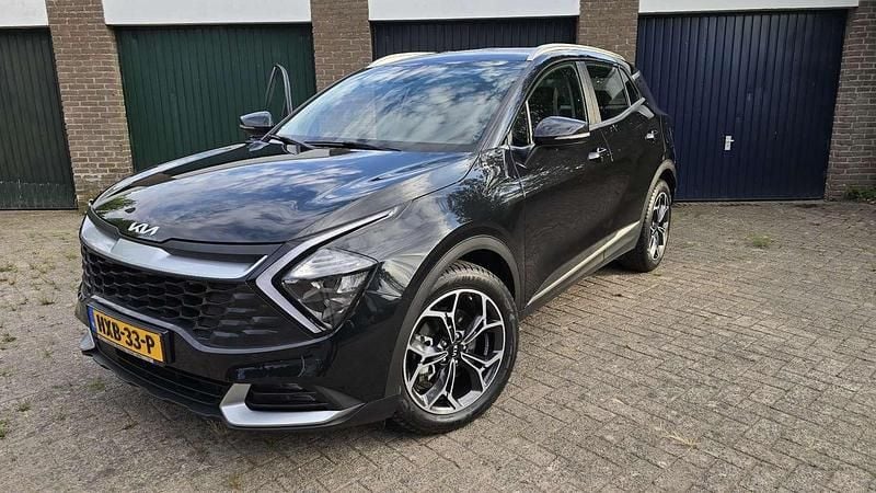 Zwart Gebruikt 2022 Kia Sportage SUV | € 30.500 (Super prijs) - Afbeelding 1/4