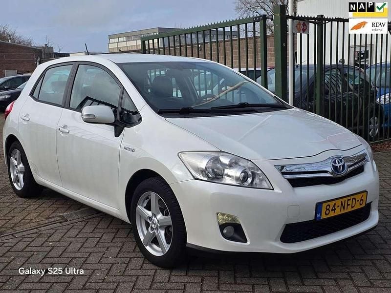 Occasion Toyota Auris Hybrid Executive 99 PK (72 kW) 2010 Wit Hatchback