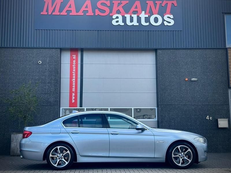 Blauw Gebruikt 2011 BMW ActiveHybrid 5 Sedan | € 12.750 - Afbeelding 1/4