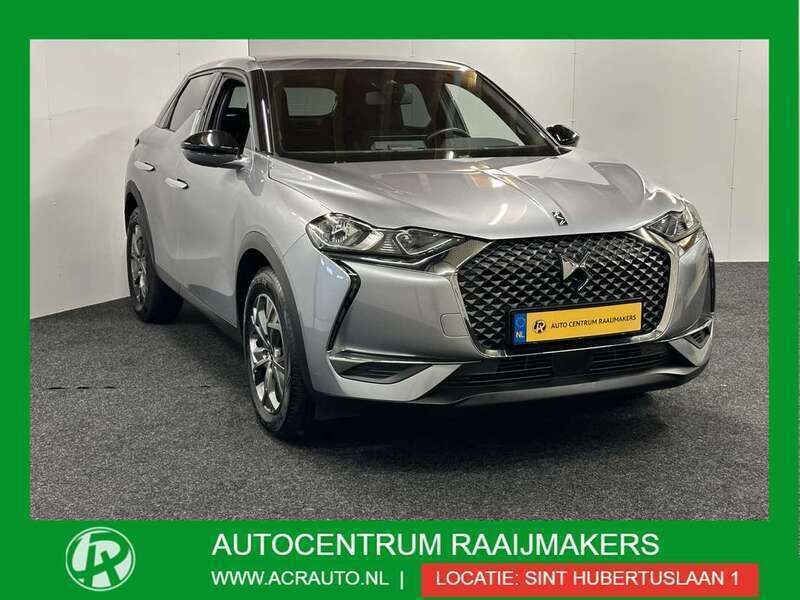 Grijs, metallic lak Gebruikt 2022 DS Automobiles DS3 Crossback SUV | € 16.735 (Goede deal) - Afbeelding 1/4