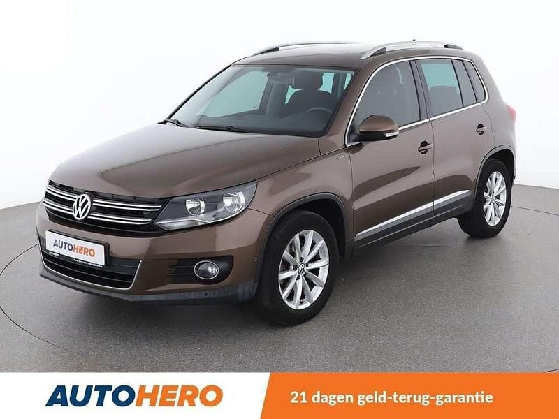 Bruin Gebruikt 2015 VW Tiguan LOUNGE SUV | € 16.149 (Eerlijke prijs) - Afbeelding 1/3