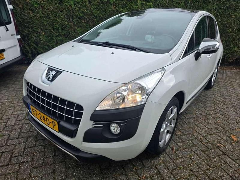 Wit Gebruikt 2012 Peugeot 3008 Allure SUV | € 6.950 (Eerlijke prijs) - Afbeelding 1/4