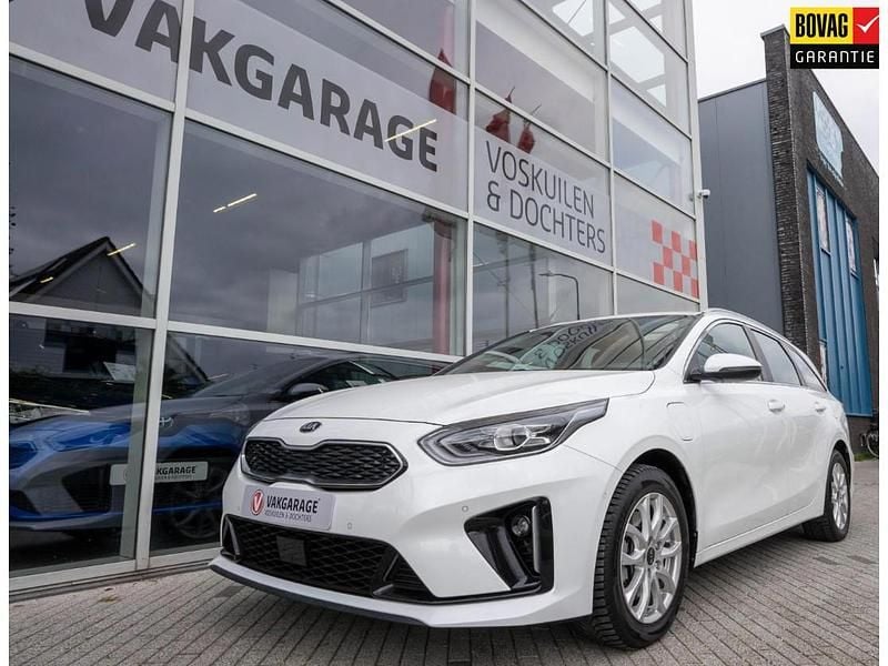 Wit Gebruikt 2020 Kia Ceed Stationwagen | € 20.850 (Eerlijke prijs) - Afbeelding 1/4