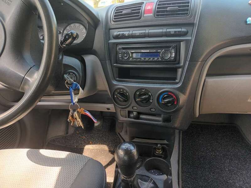 Gebruikt 2004 Kia Picanto EX Hatchback | € 850 (Super prijs) - Afbeelding 1/4