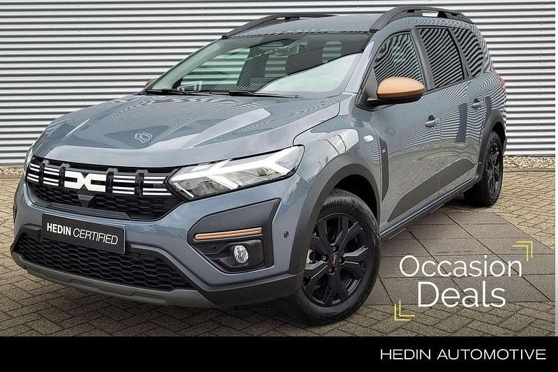 Grijs Occasion 2025 Dacia Jogger Extreme MPV | € 27.940 (Iets duurder) - Afbeelding 1/3