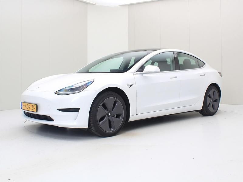 Wit Gebruikt 2020 Tesla Model 3 Standard Range Sedan | € 19.900 (Goede deal) - Afbeelding 1/4