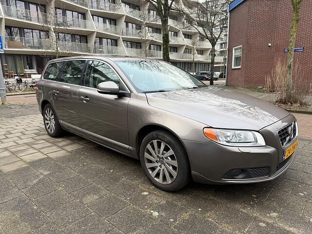 Occasion Volvo V70 180 PK (132 kW) 2012 Grijs (metallic) Stationwagen