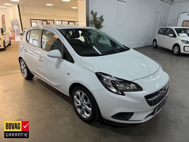 Wit Gebruikt 2016 Opel Corsa Edition Hatchback | € 6.750 (Eerlijke prijs) - Afbeelding 1/4