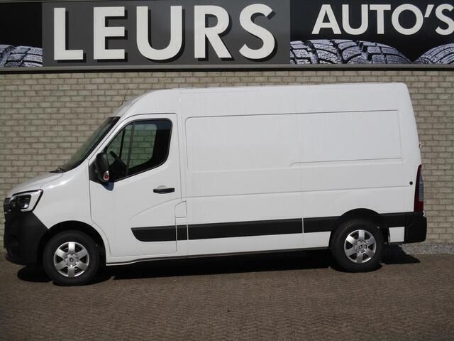 Wit Occasion 2022 Renault Master Van | € 31.850 - Afbeelding 1/4