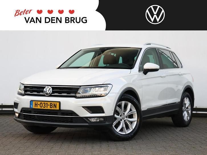 Occasion 2020 VW Tiguan Highline SUV | € 22.400 (Super prijs) - Afbeelding 1/4