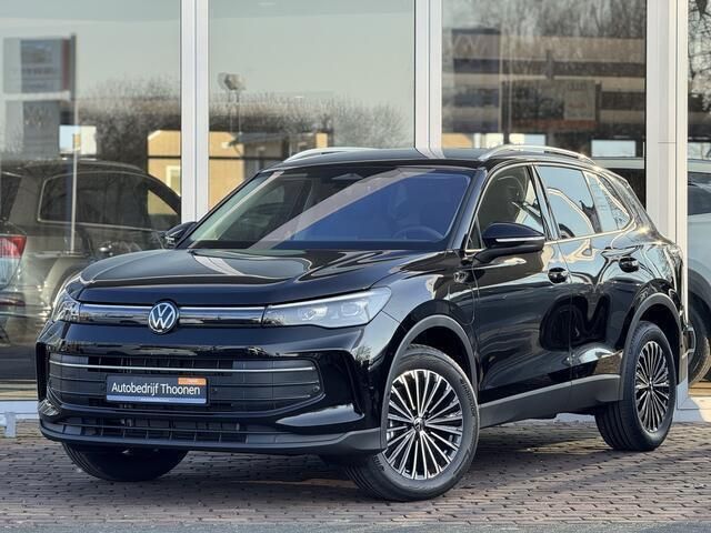 Zwart, metallic lak Nieuw 2025 VW Tiguan Edition SUV | € 49.900 (Super prijs) - Afbeelding 1/4
