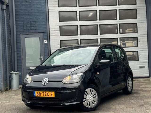 Zwart Gebruikt 2012 VW up! take up! Hatchback | € 3.495 (Goede deal) - Afbeelding 1/4