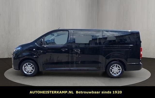 Zwart Gebruikt 2021 Opel Zafira Life Van | € 33.275 - Afbeelding 1/4