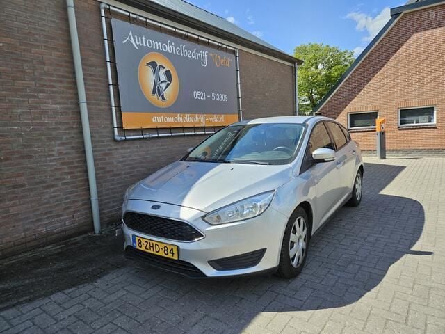 Occasion Ford Focus Trend 101 PK (74 kW) 2014 Grijs, metallic lak Hatchback